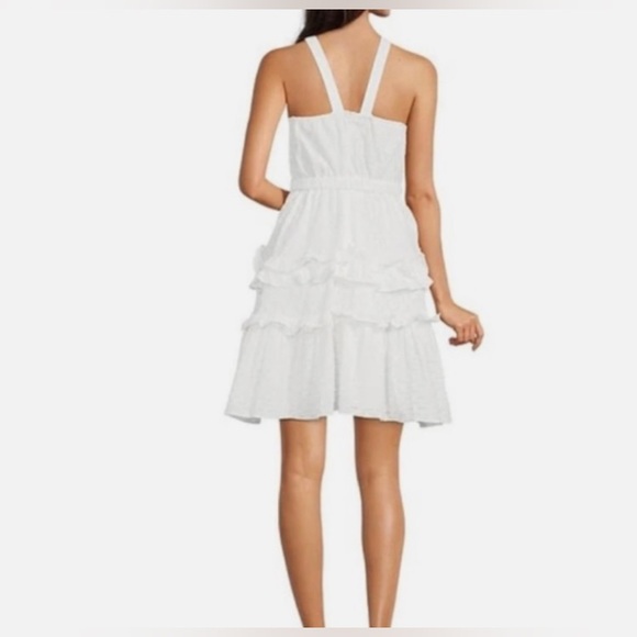 Label - Picture 2 of 9